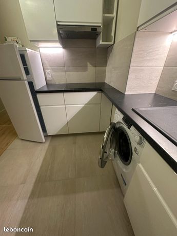 21/24m2 Proche La Defense / Saint Lazare entièrement rénové avec cave