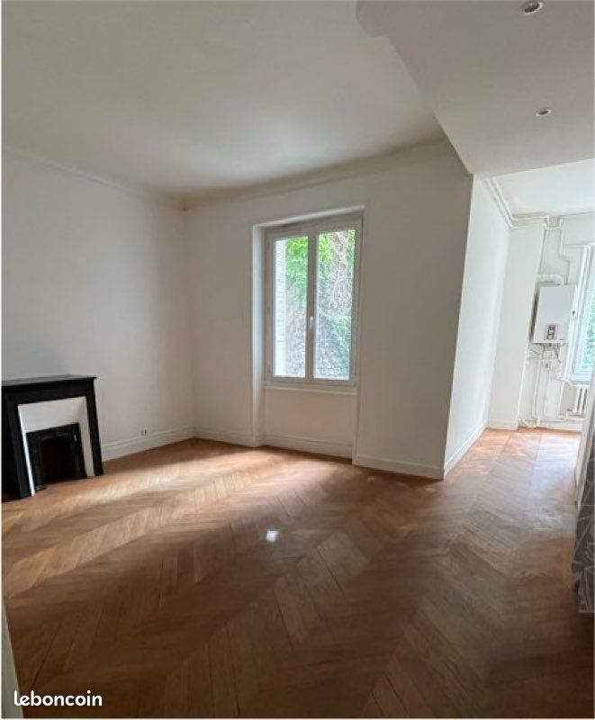Appartement 3 pièces 46 m² · à Clermont-Ferrand · 46 m² · 580 €/mois