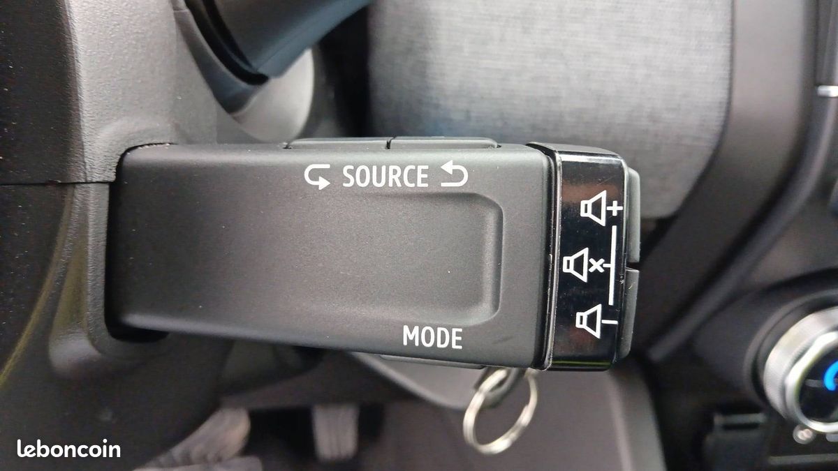 Renault clio e tech full hybrid 145 ch gsr2 (image 5)