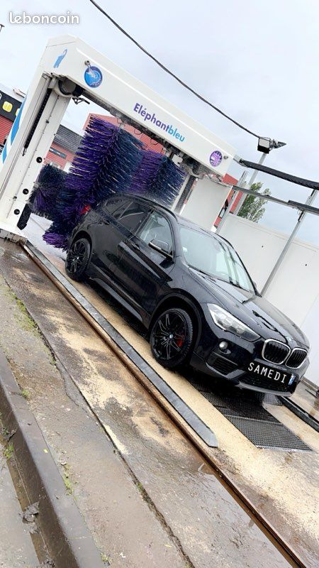 BMW X1 Full Black Pack Sport (image 2)