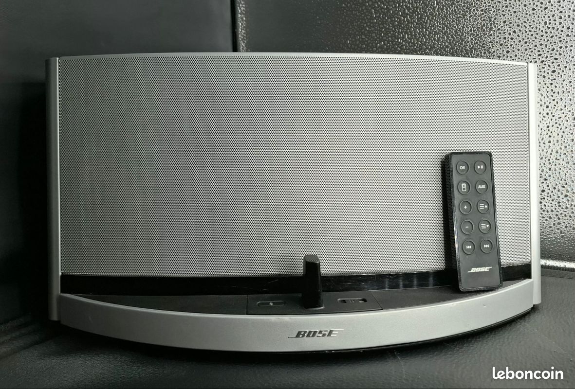 Bose Sounddock Portable For iPhone 4/4s 30 Pin Dock Only Everything Works As Is