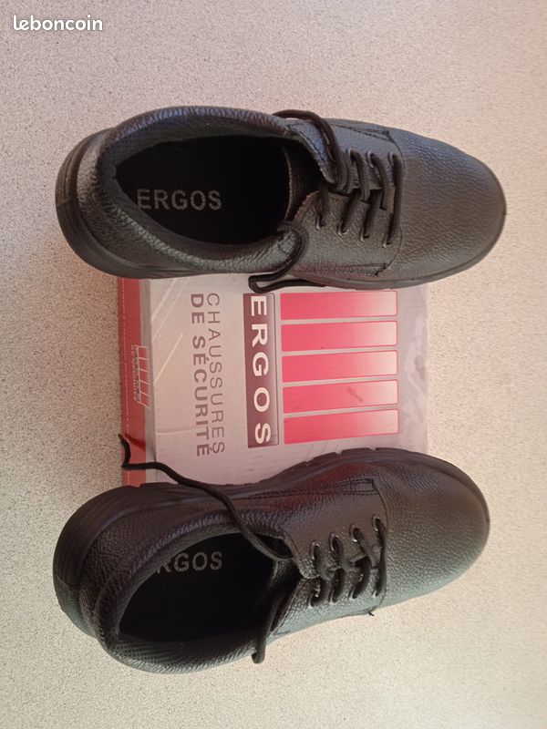 Chaussures sécurité (image 1)