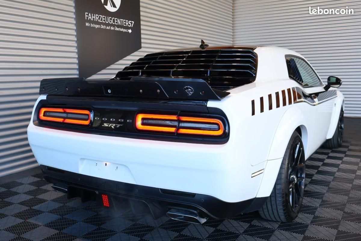 Dodge Challenger R/T HEMI 5.7L/ WIDE BODY/CIEL ÉTOILÉ (image 9)