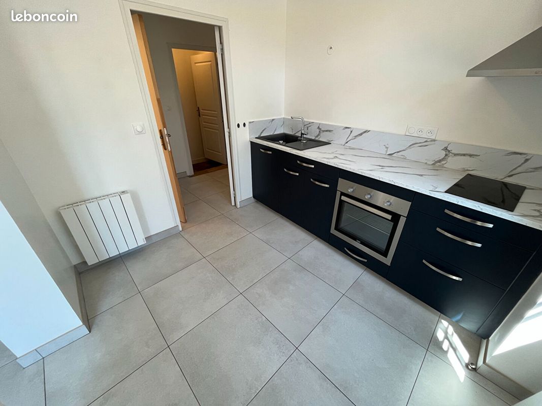 Maison 5 pièces 72 m² · à Bracieux · 72 m² · 650 €
