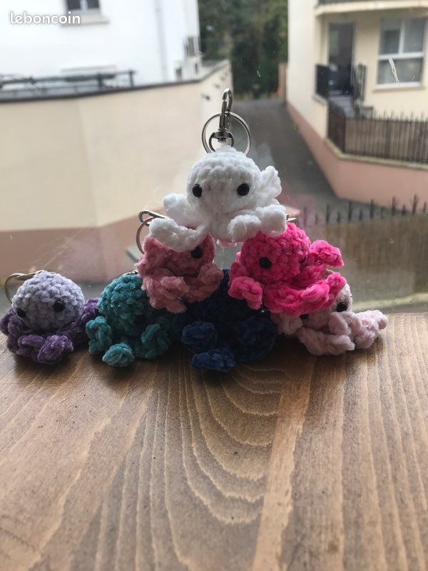 Porte clé poulpy au crochet fait main (image 2)