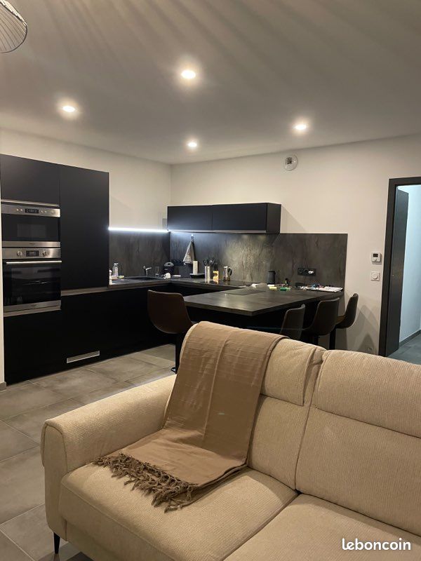 Appartement 2 pièces 52 m² · à Annemasse · 52 m² · 1 350 €/mois