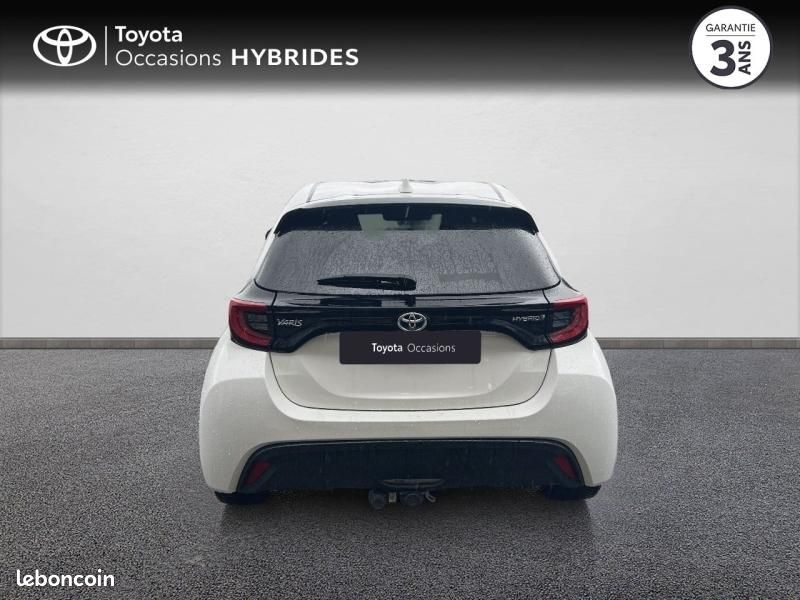 Toyota Yaris 116h Design 5p MY22 (image 4)