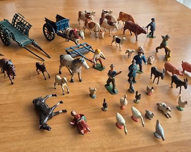 Lot De Plus De 50 Animaux Plomb Creux Blancheries Freres Bf Made in France