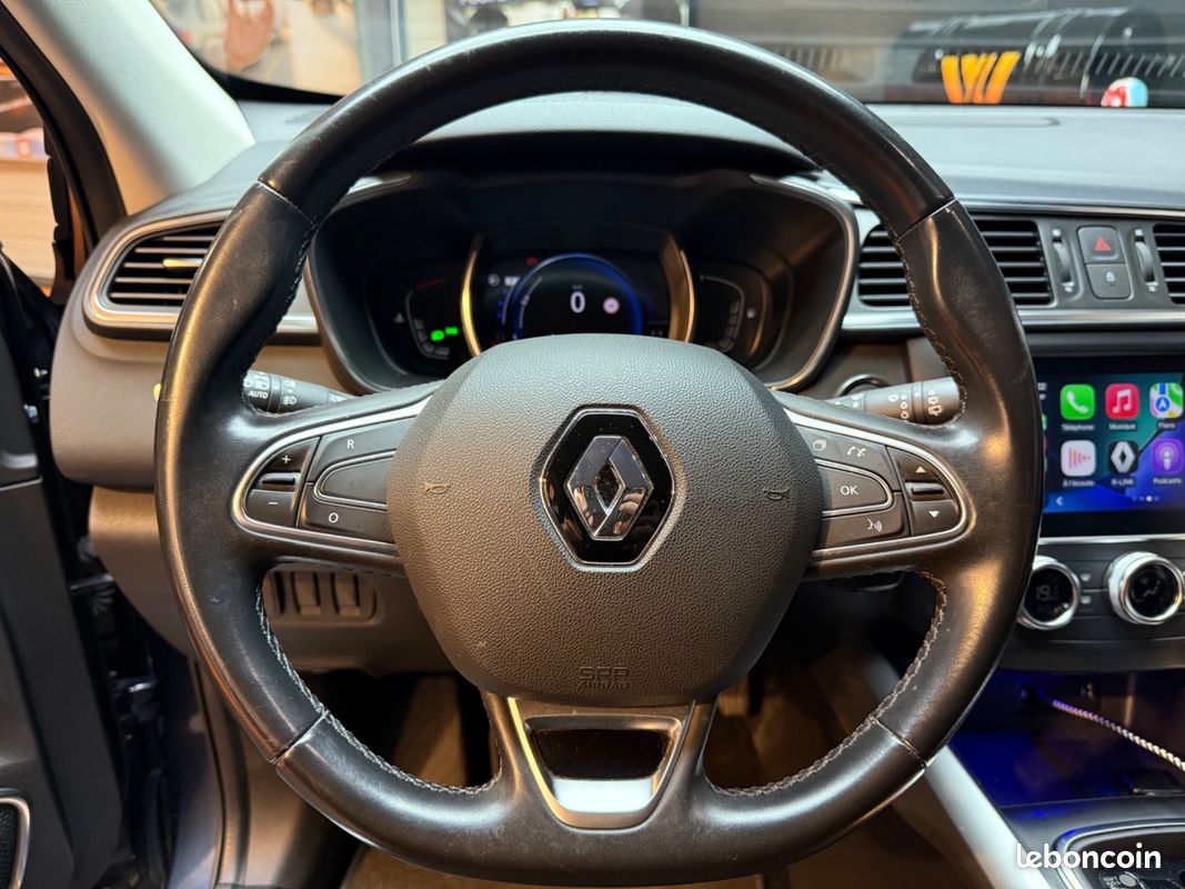 Renault kadjar 1.3 tce 160 intens edc bva / attelage / detecteurs angles morts / applecarplay / bose (image 4)