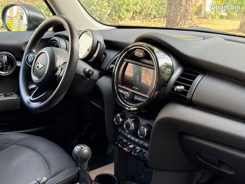Mini MINI ONE D 95CH BUSINESS / 2018 / SIEGES CHAUFF / CLIM / GARANTIE (image 18)