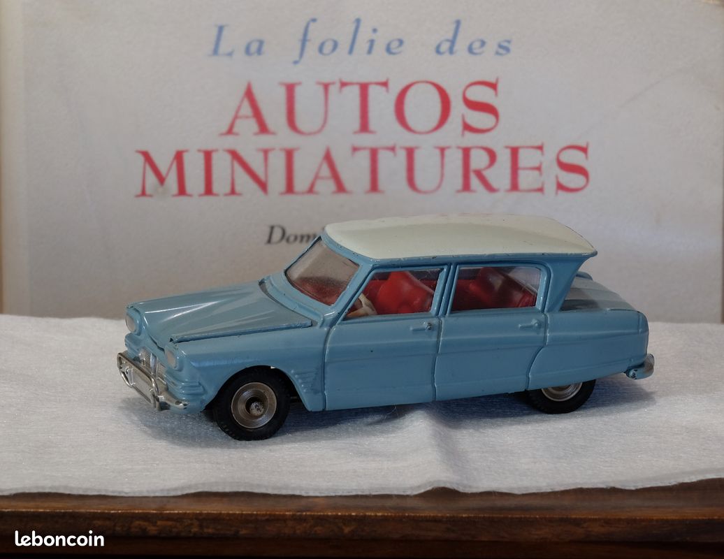 1 Ancienne Dinky Toys Citroën Ami 6 - Collection