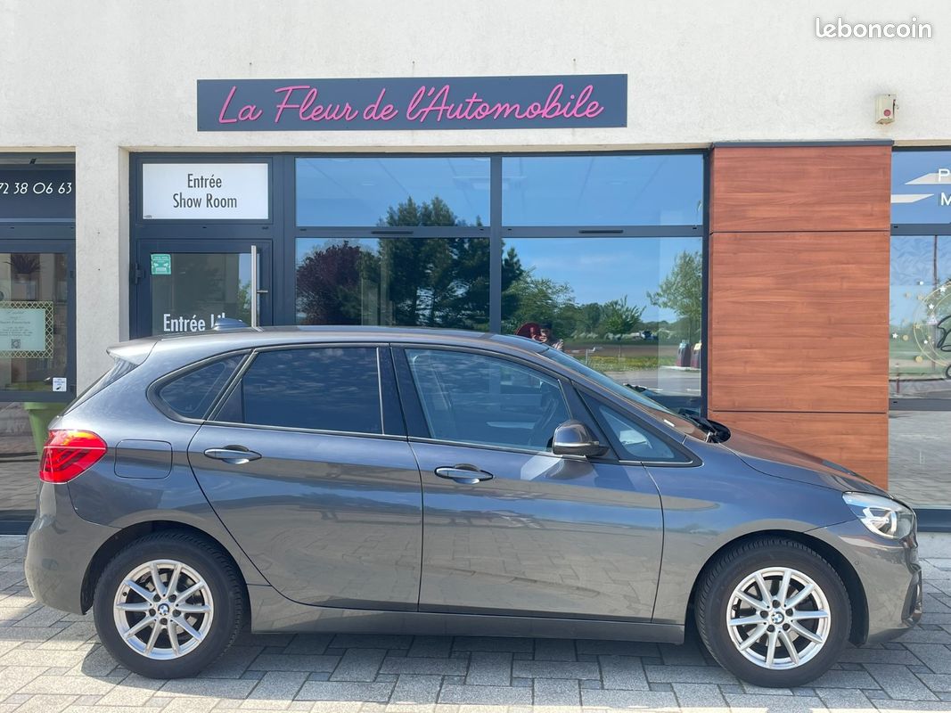 BMW SERIE 2 ACTIVE TOURER F45 218d 150 ch Lounge A - RADARS AV/AR - LIMITEUR DE VITESSE (image 2)