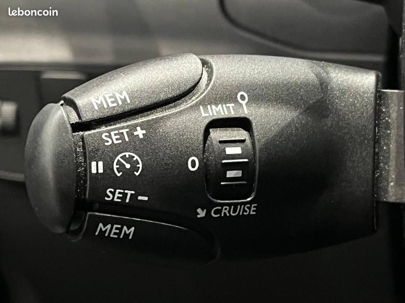 Citroen C3 Essence 83 C-Series Radar Recul CarPlay Clim Auto Régulateur 1ère main (image 18)