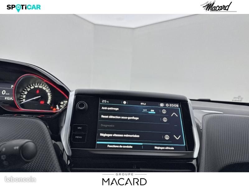 Peugeot 2008 1.2 PureTech 110ch GT Line S&S EAT6 (image 29)