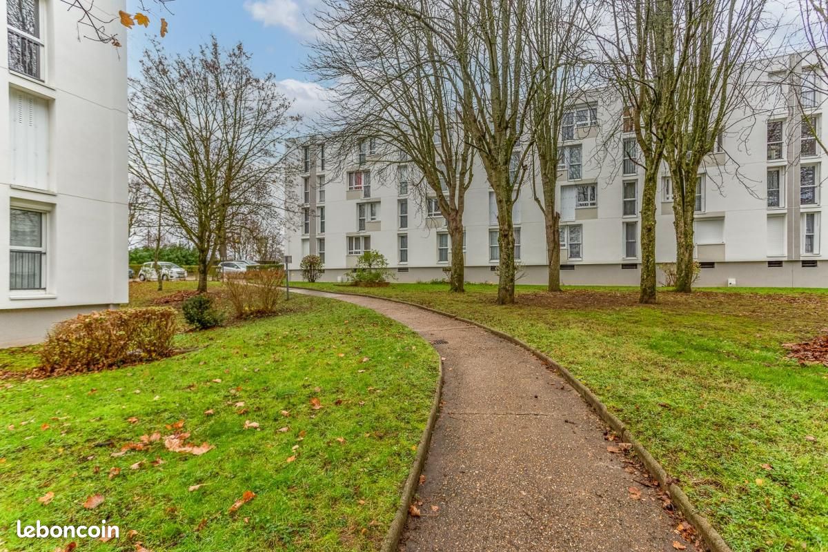 Appartement 4 pièces 68 m² · à Crosne · 68 m² · 1 141 €/mois