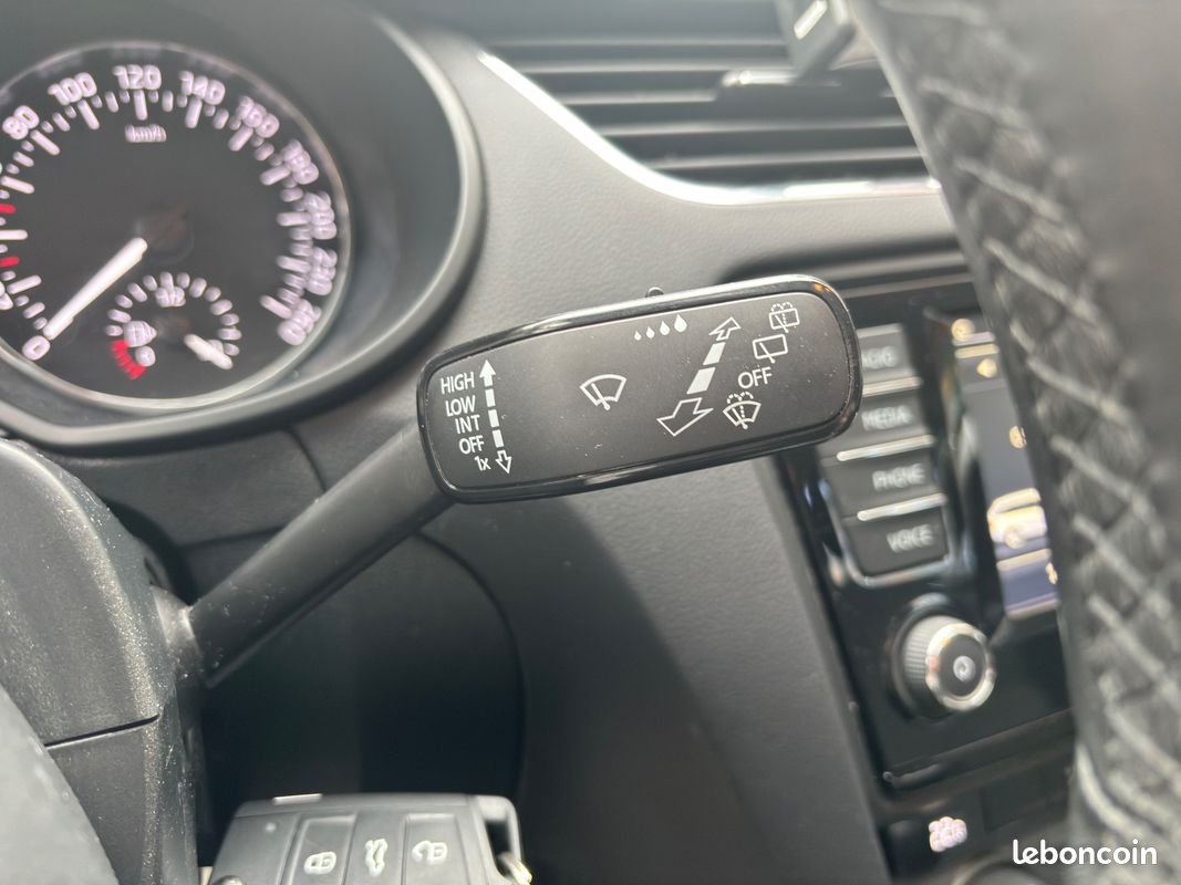 Skoda octavia break 1.6 tdi 110 active green tec - 1er main - garantie 6 mois min (image 10)