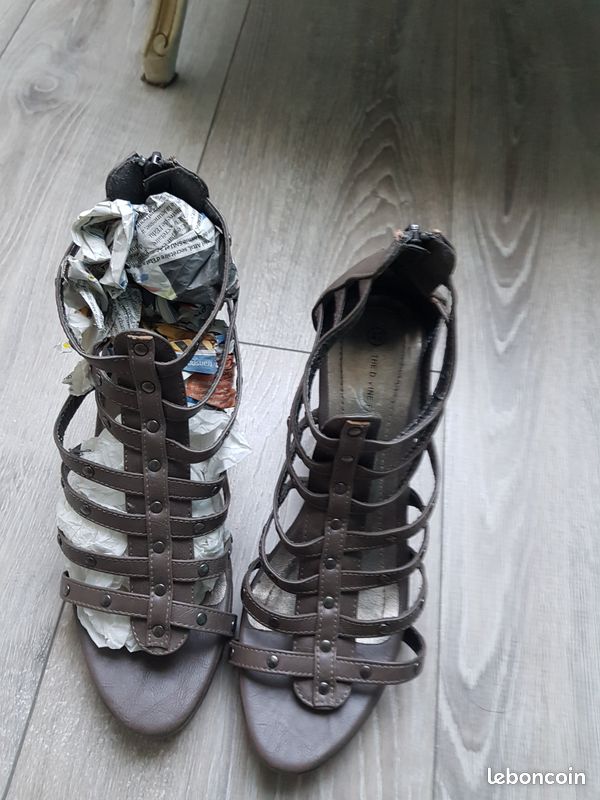 Sandales femme taille 40 (image 1)
