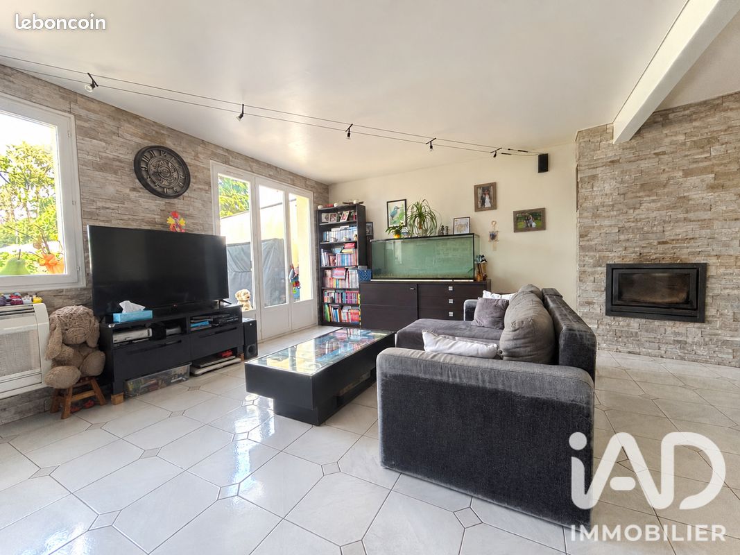 Maison 4 pièces 82 m² · à Osny · 82 m² · 270 000 €
