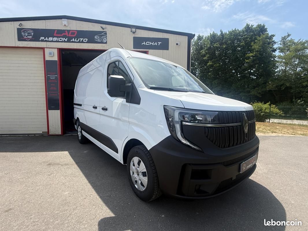 Renault Master FOURGON FGN TRAC 3T5 L2H2 BLUE DCI 150 ADVANCE NEUF 27 000 HT / 32 400 TTC (image 5)