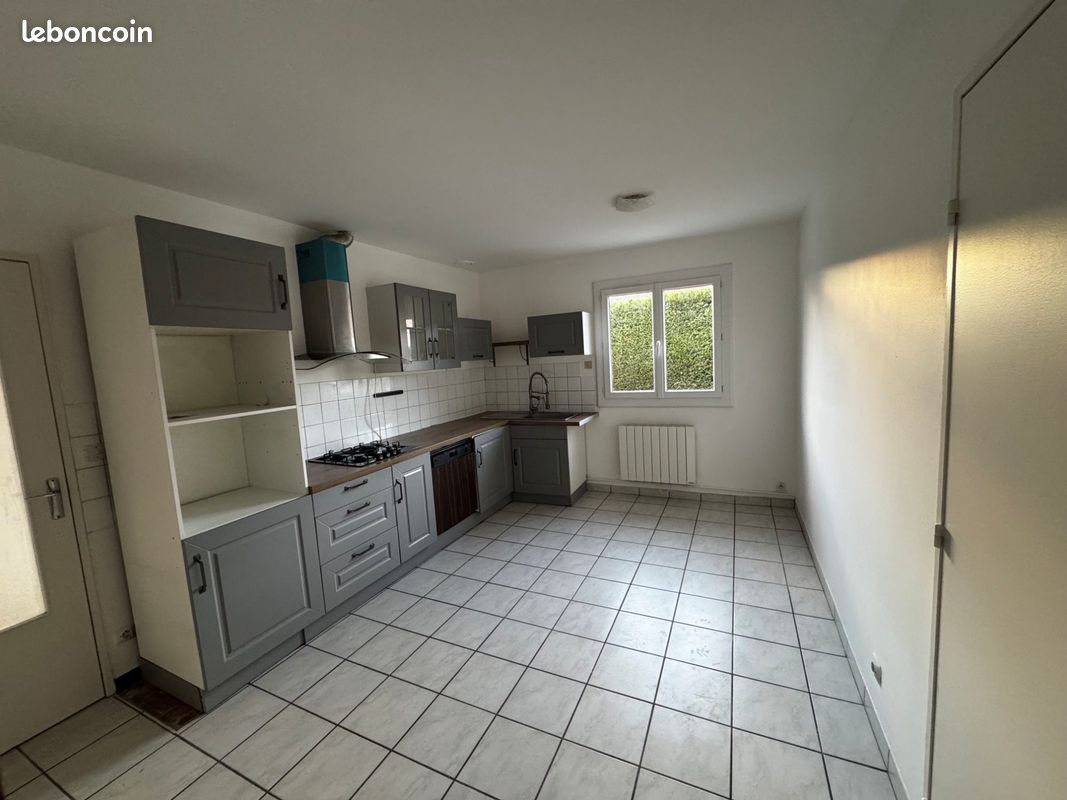 Maison 5 pièces 107 m² · à Montbrison · 107 m² · 985 €/mois