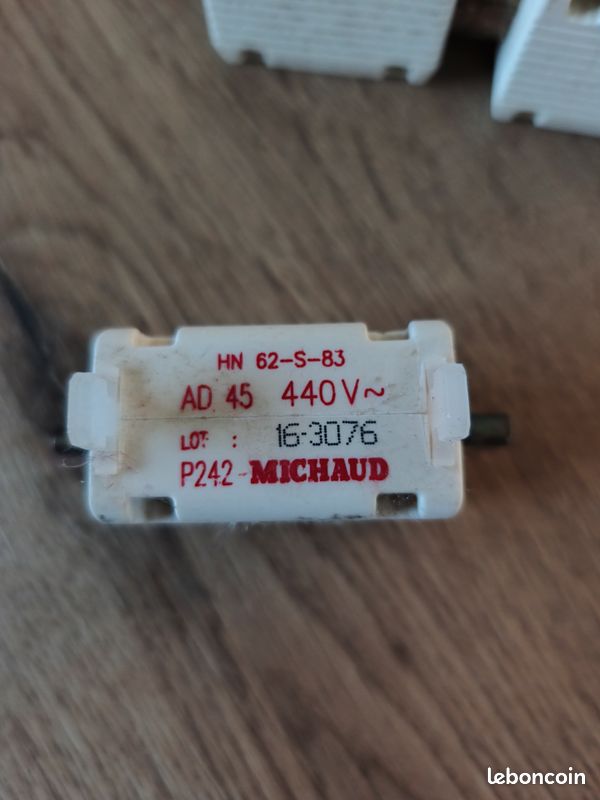 Cartouche Fusible T00 AD45 Michaud P242 - Neuf Et Garanti D'origine
