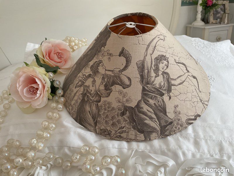 Abat-jour Rond En Toile De Jouy Gris - Scène Champêtre - Diamètre 25 Cm