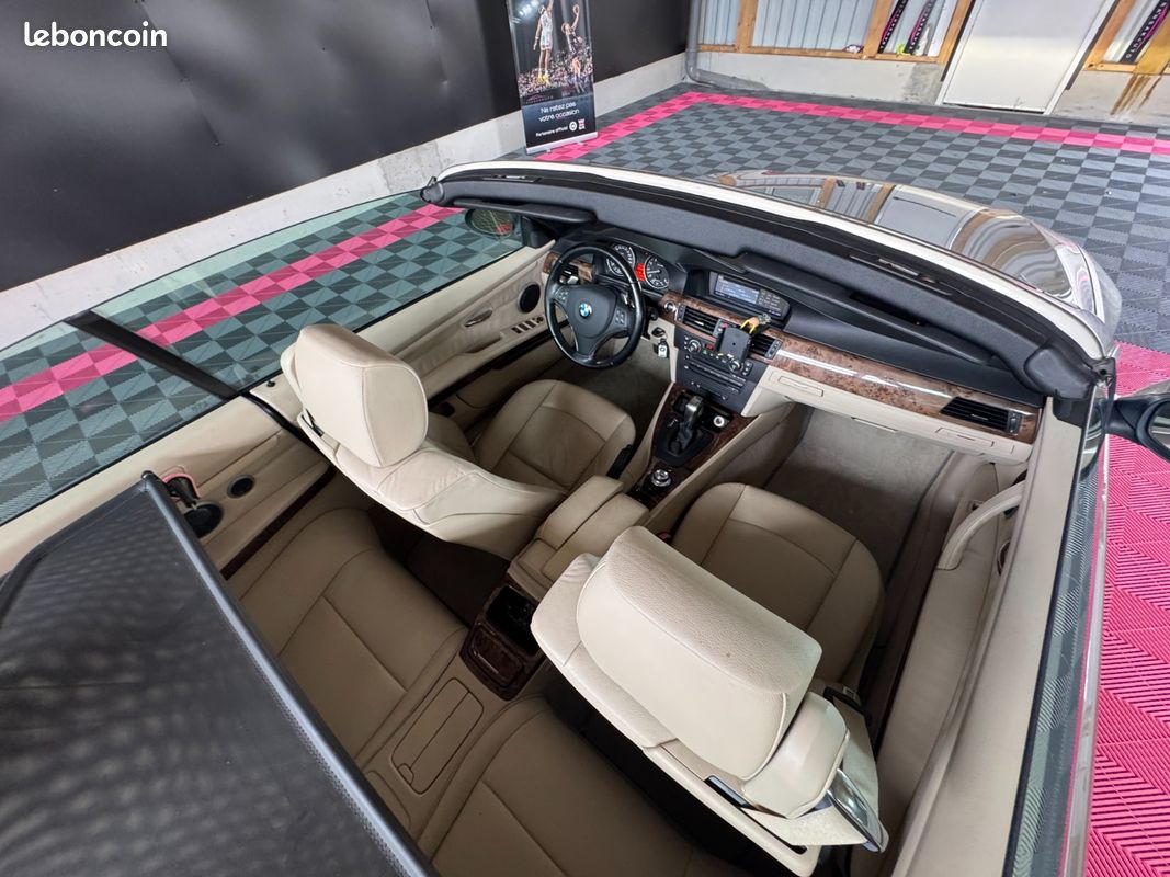 BMW SERIE 3 CAB E93 330i Luxe A (image 48)