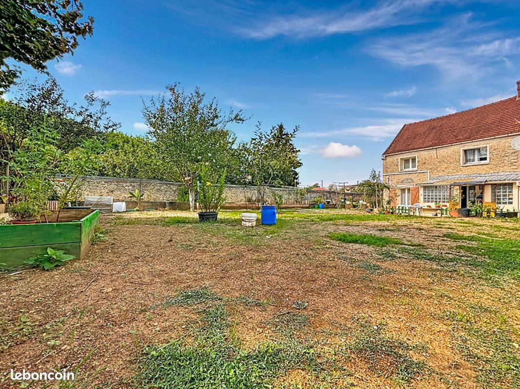 Maison 5 pièces 105 m² · à Cesson · 105 m² · 285 000 €