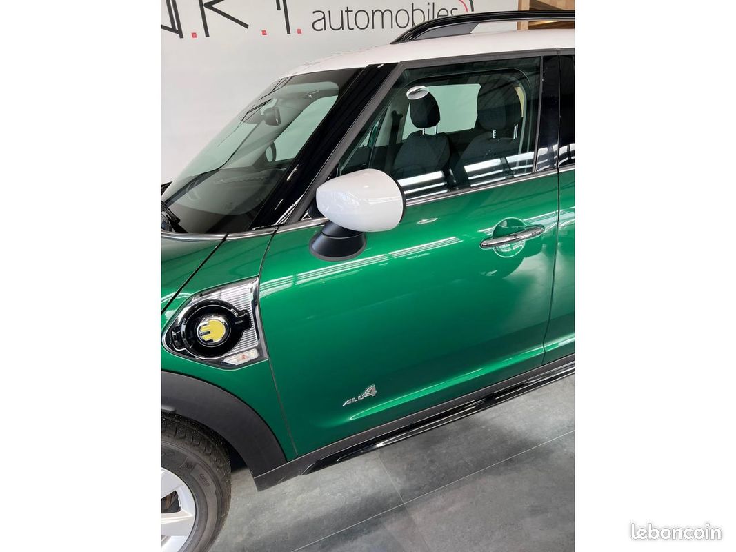 MINI COUNTRYMAN F60 COOPER SE 125ch + 95ch ALL4 BVA 6 Caméra Carplay LED Union Jack (image 26)