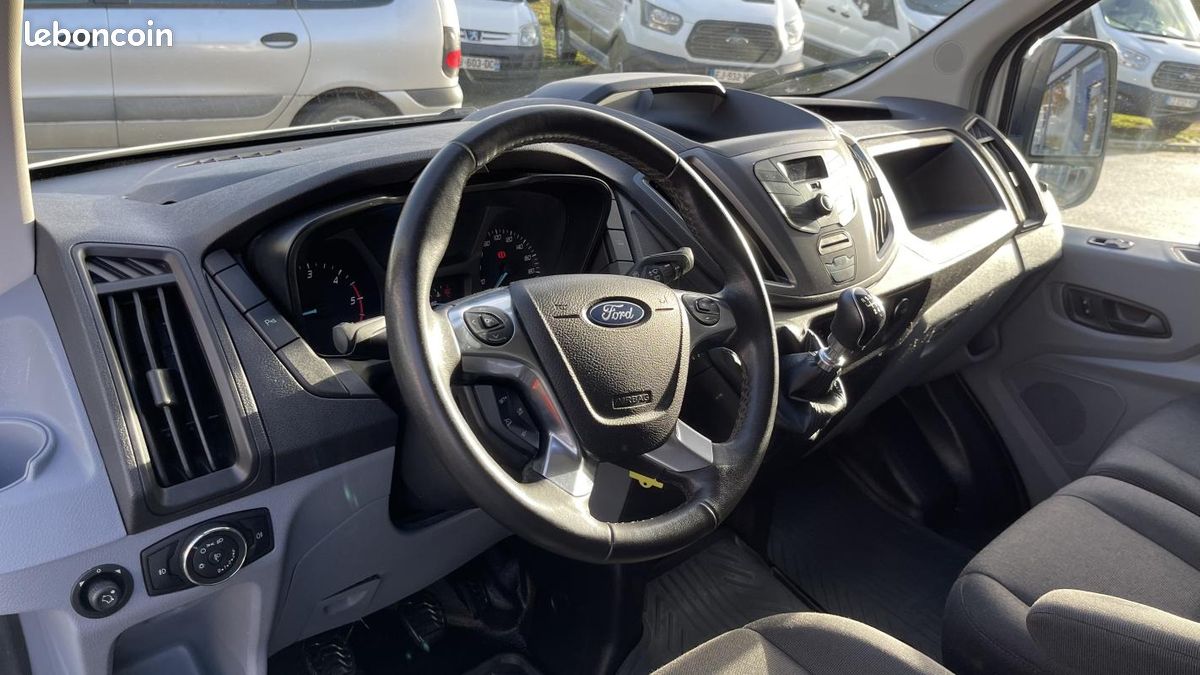 Ford Transit FOURGON 350 L3H2 2.0 ECOBLUE - 130 S&S TRACTION TREND BUSI (image 9)