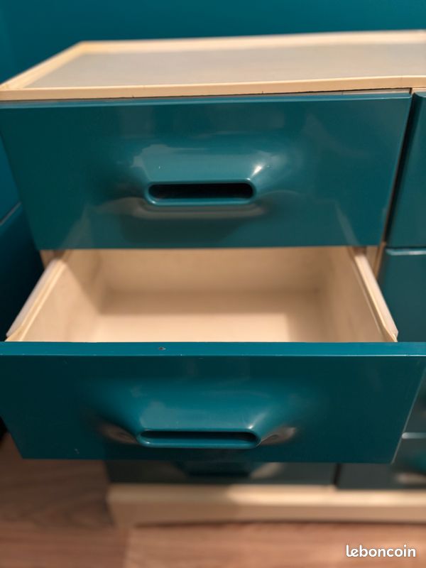 Marc Held, petit chiffonnier en plastique. Edition Prisunic 1970 (image 6)
