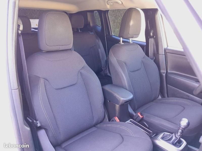 Jeep Renegade 1.6 MultiJet 130ch Limited MY21 (image 25)