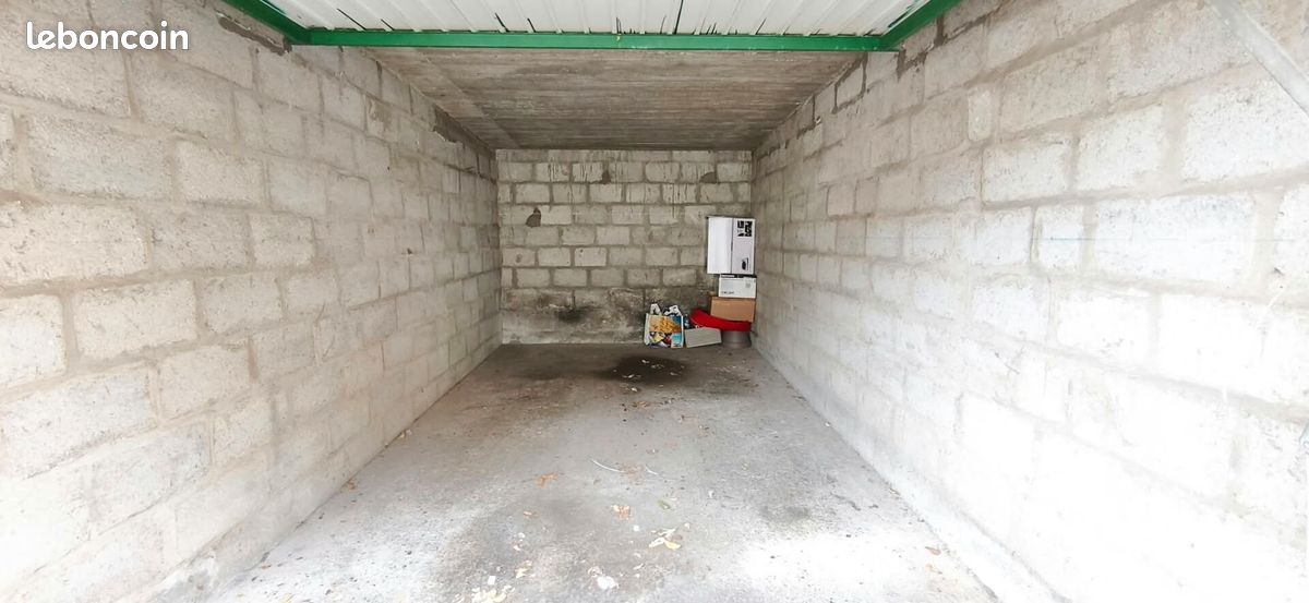 Parking 13 m² · à Dieppe · 13 m² · 27 000 €