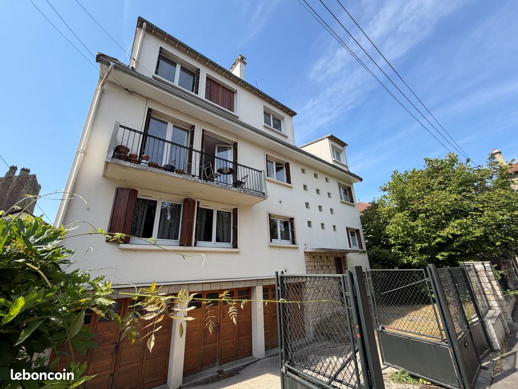 Appartement 5 pièces 84 m² · à Versailles · 84 m² · 2 500 €/mois