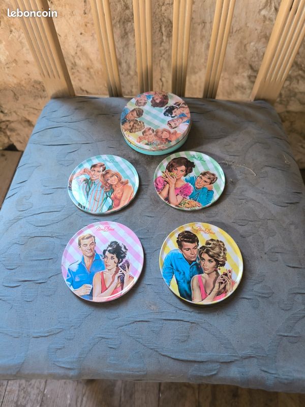 Lot De 9 Sous-verres En Métal Vintage - Dessins Enfants - Occasion