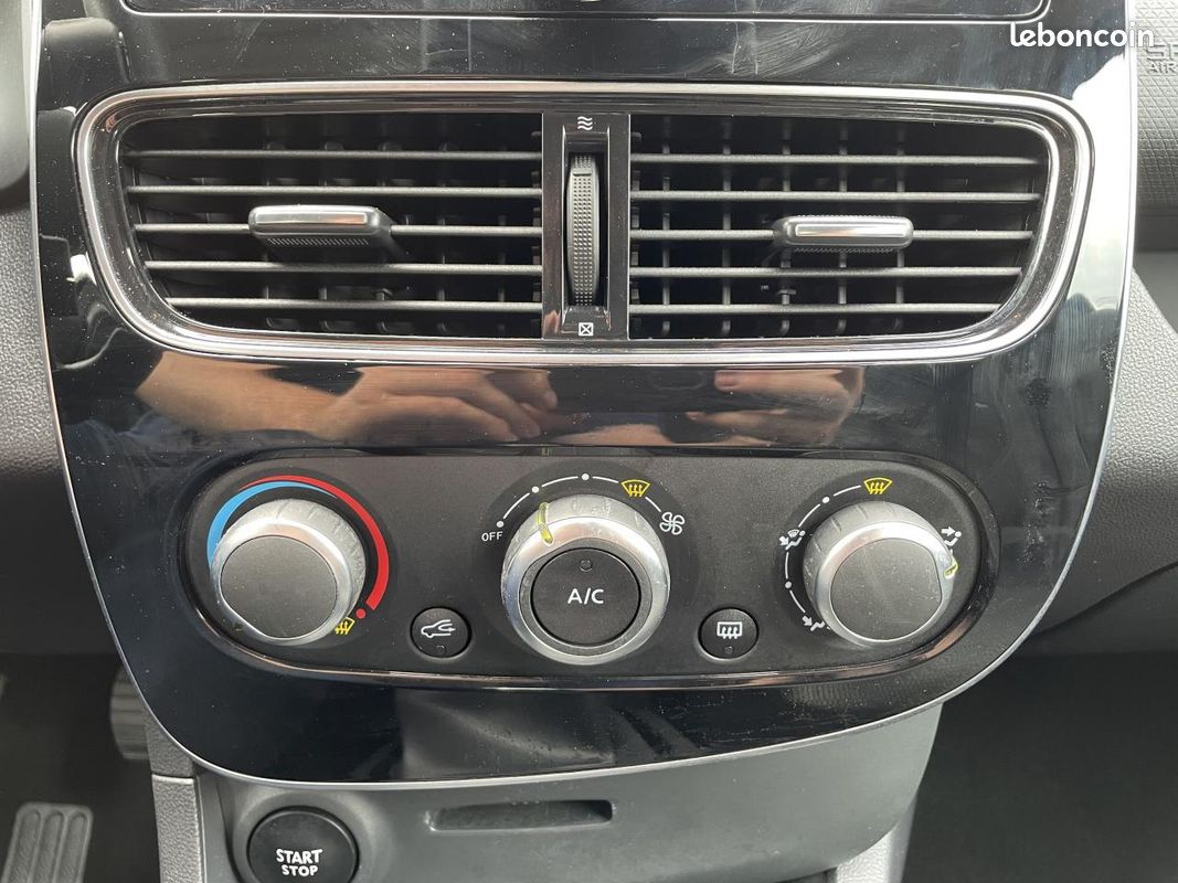 RENAULT CLIO 1.5 Energy dCi / 11 000 km / 75 Ch / Finition Trend / 1ère main (image 25)