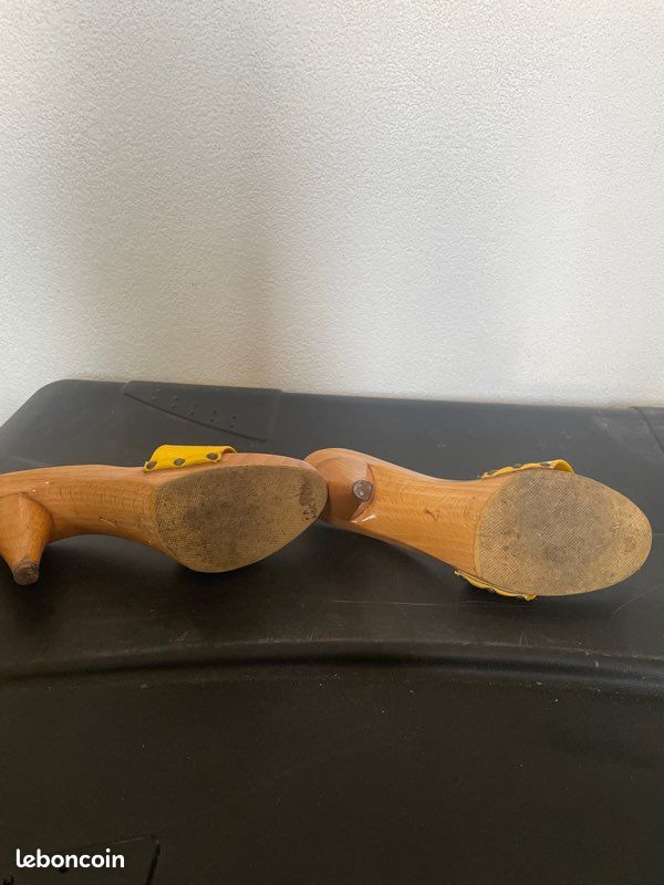 Petit talon en bois (image 3)
