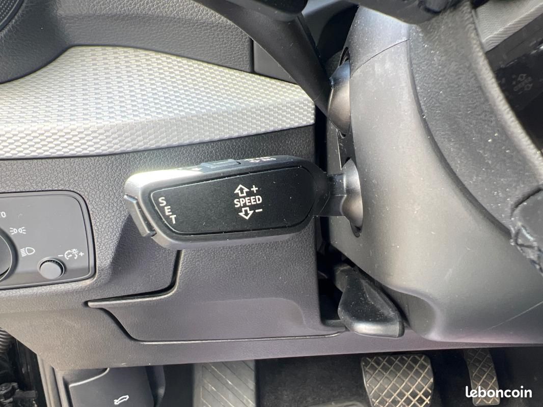 Audi Q2 35 TFSI 150 S tronic 7 S line (image 21)