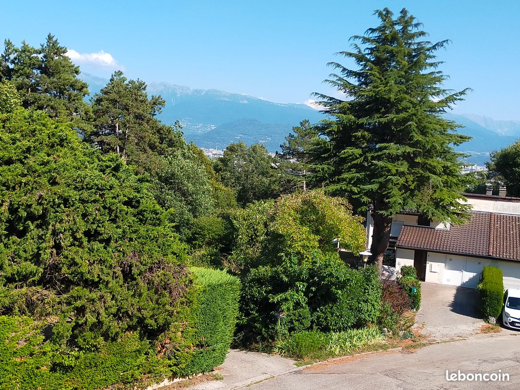 Appartement 3 pièces 70 m² · à Sassenage · 70 m² · 840 €