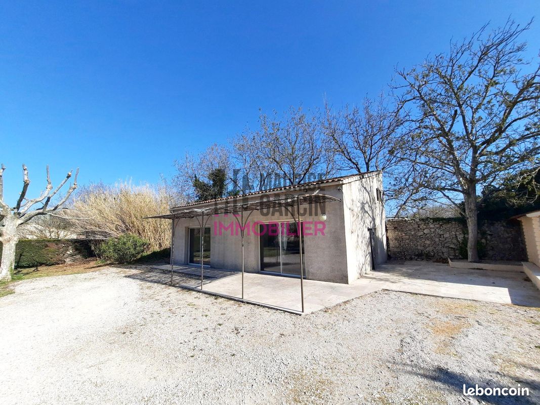 Maison 4 pièces 115 m² · à Velleron · 115 m² · 1 043 €