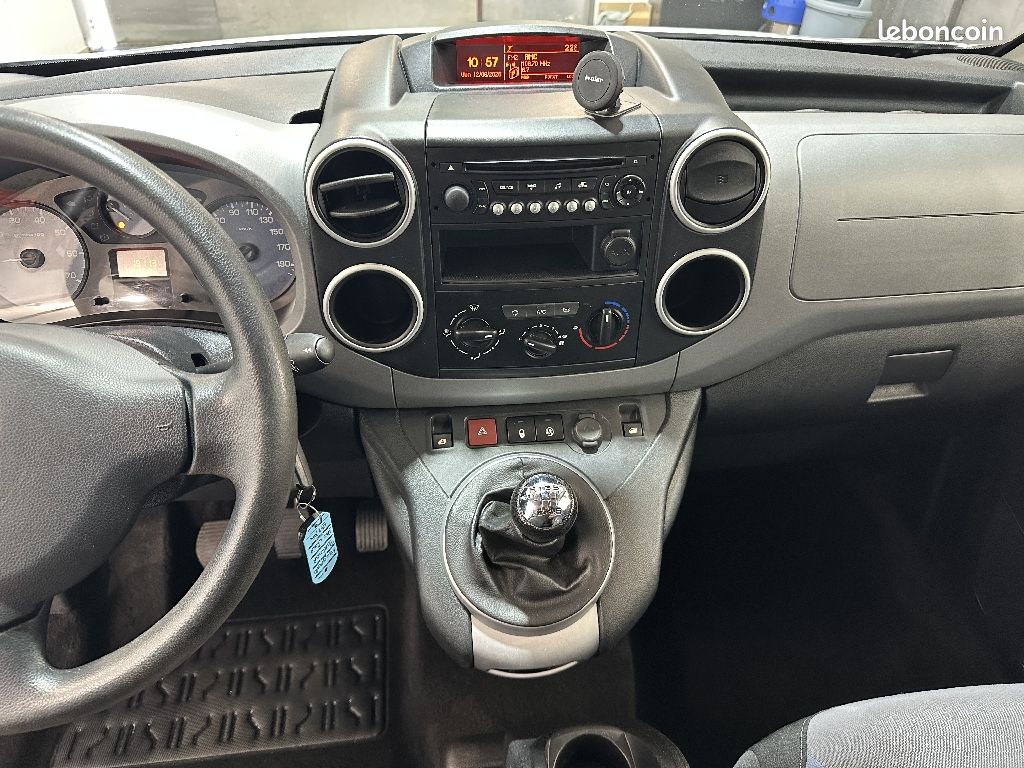 Peugeot Partner Tepee 1.6 BlueHDi 120ch SetS BVM6 +91000KMS (image 9)