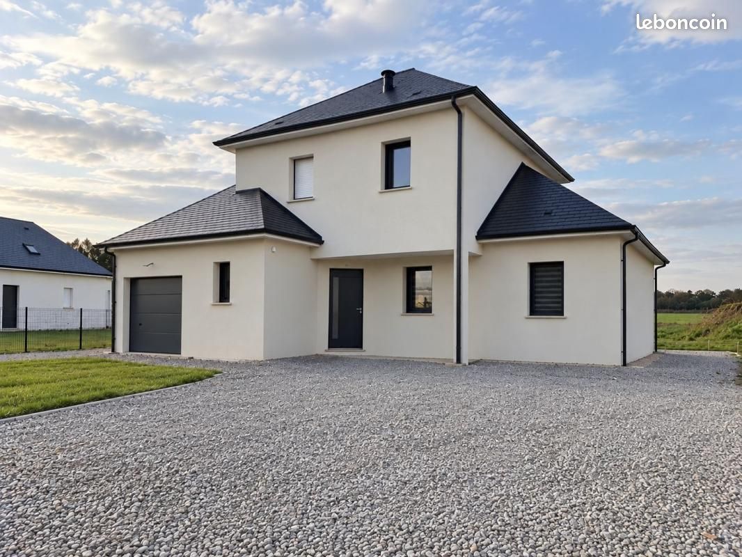 Maison 4 pièces 104 m² · à Épaney · 104 m² · 351 450 €