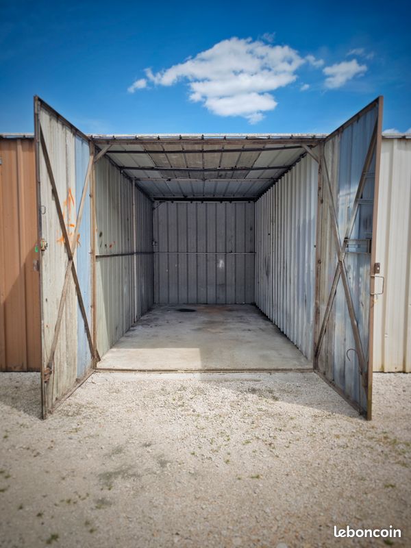Garage / Box - Crissey / Location · 54 €/mois