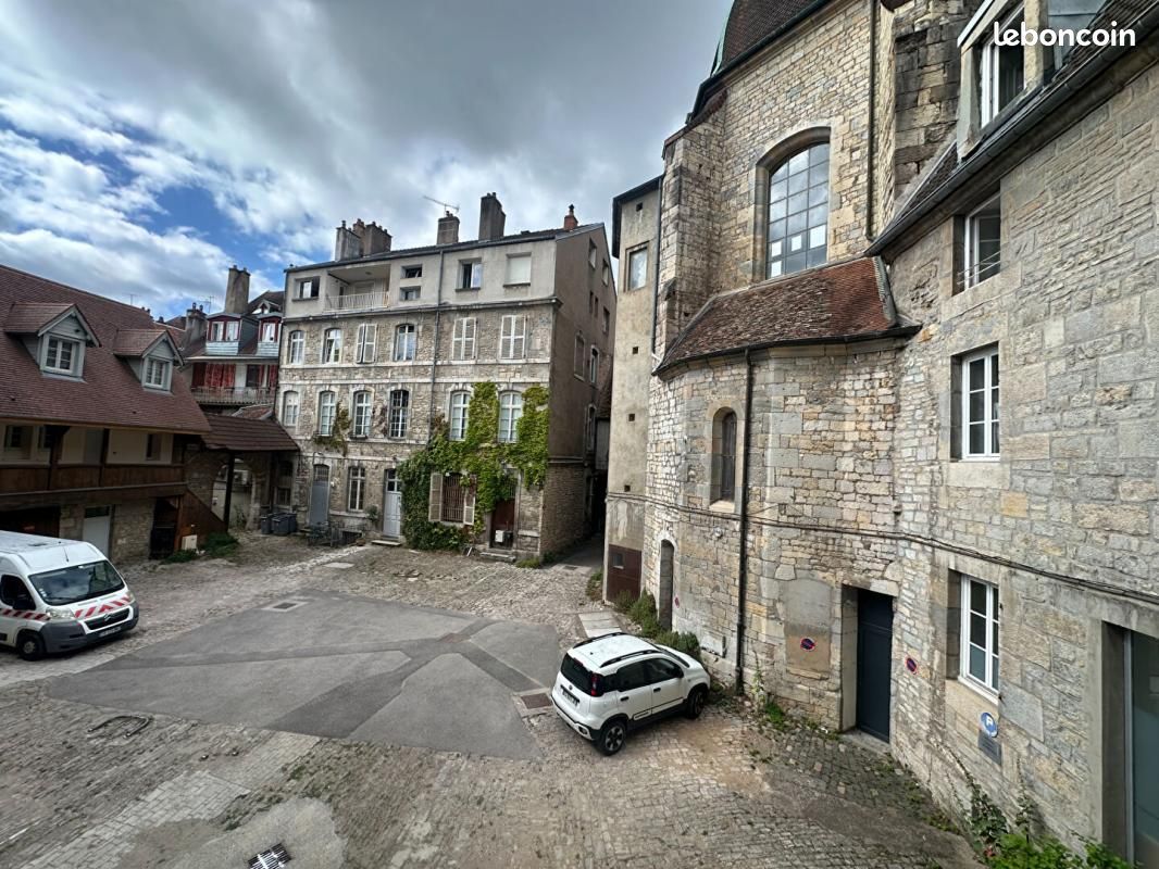 Appartement 5 pièces 83 m² · à Besancon · 83 m² · 160 000 €