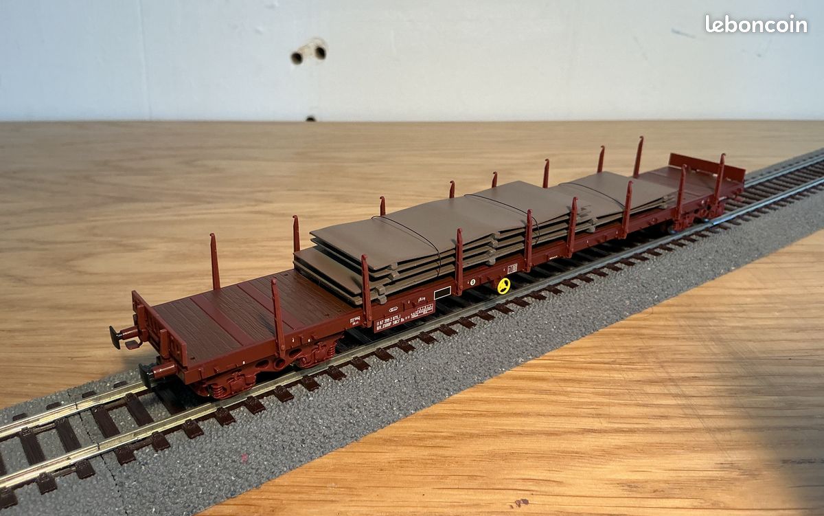 Jouef - Wagon plat Rs avec chargement de plaques - HJ6168 (image 1)