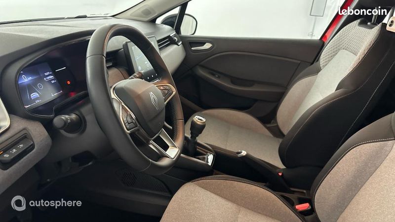Renault Clio 1.5 Blue dCi 100ch Evolution - 24 (image 12)