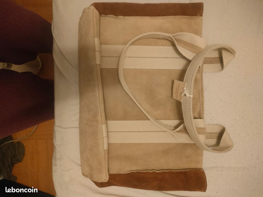 Sac à main en Daim Neuf (image 1)