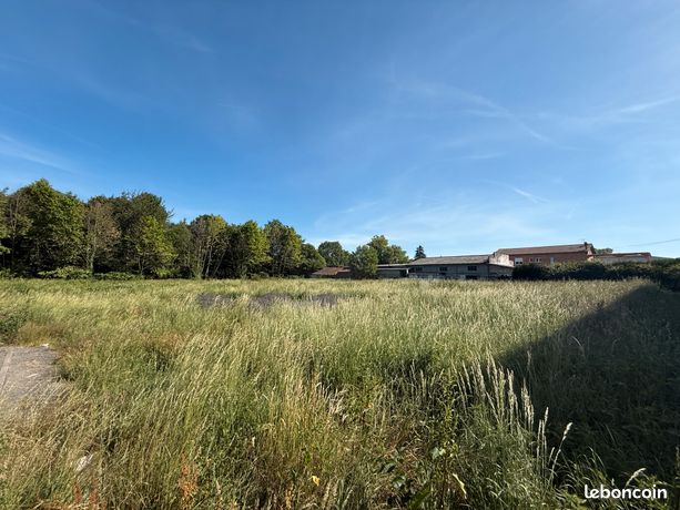 Terrain constructible 1240m² - Odos