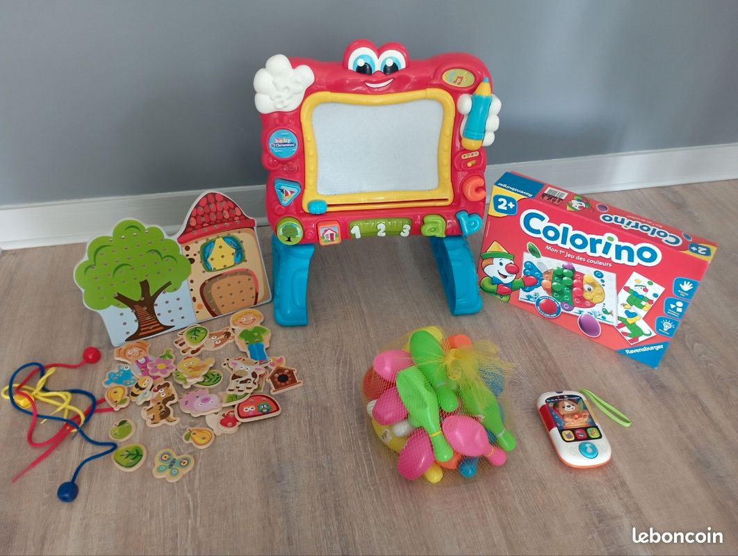 Lot jouets (image 1)