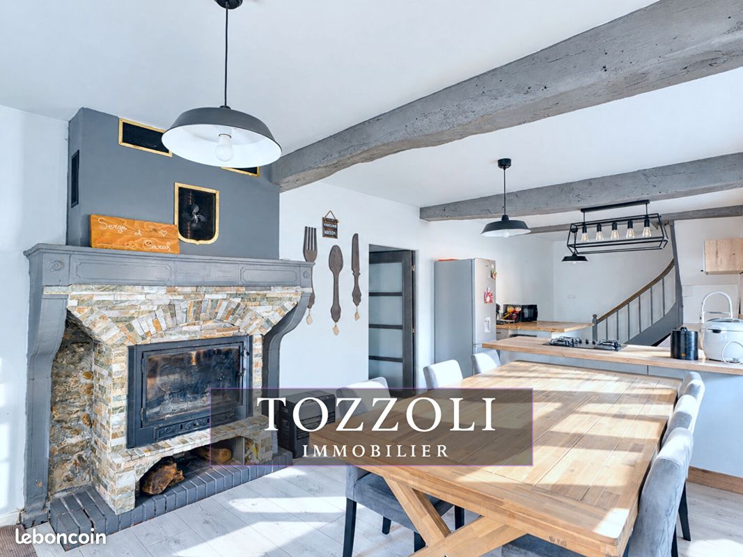 Maison 6 pièces 110 m² · à Oytier-Saint-Oblas · 110 m² · 279 000 €